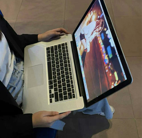 转让20年买的 原价一万左右新买的，16寸...