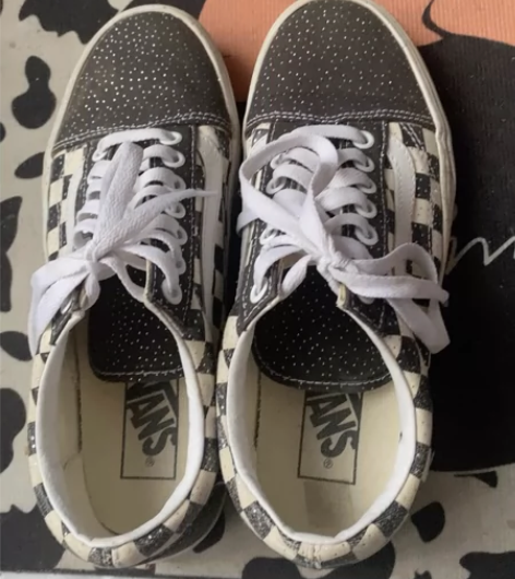 Vans女鞋经典38.5码，没穿过几次 感...