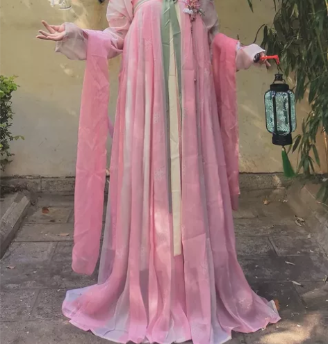 妃亦坊原创汉服，原价100多，现65出 包...