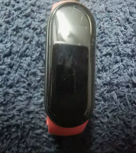 小米手环5 标准版 橙色还可以， 还有一条...