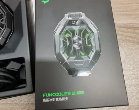 手机散热 黑鲨冰封散热背夹2Pro手机散热...