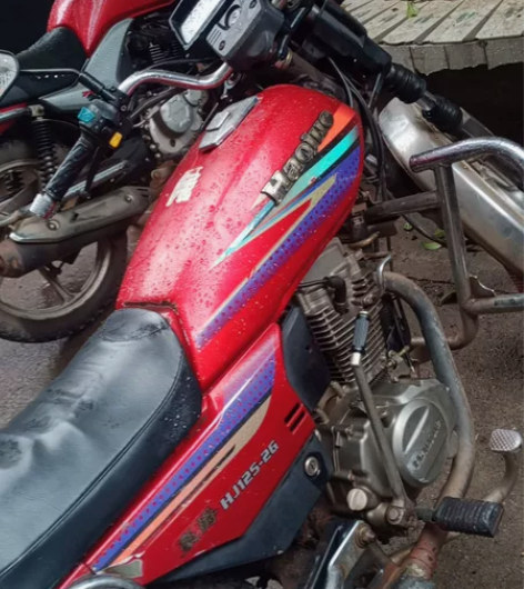 豪爵摩托车转让，2015年车行驶1万多公里...