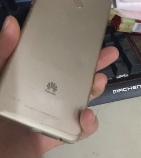 华为畅想8plus 4?64g 一直都是自...