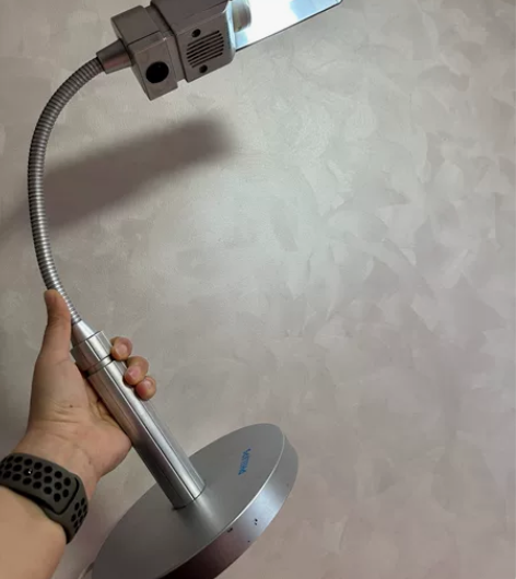 飞利浦护眼灯,有需要联系哦 感兴趣的话点“...