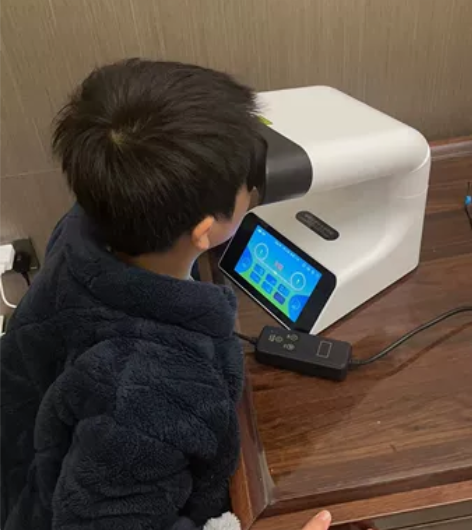 雾视屏，哺光仪，拉远镜，护眼灯 视力防控指...