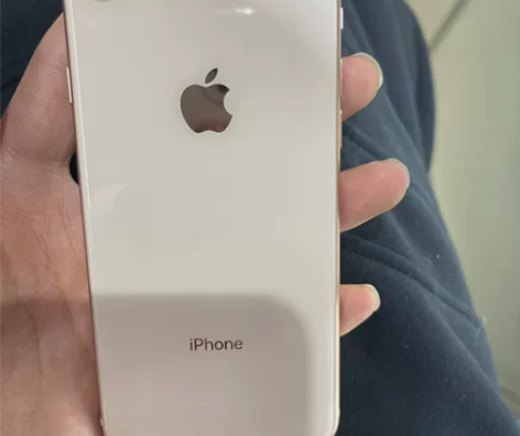 苹果8！ 64g原机，成色好，爱思全绿，电...