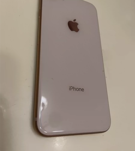 苹果8 64G金色 裸机 原装盒子还在 1...