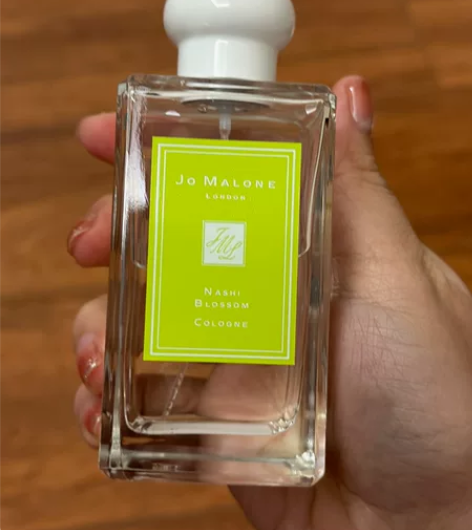 祖马珑限量版梨花香水100ml，味道很少女...