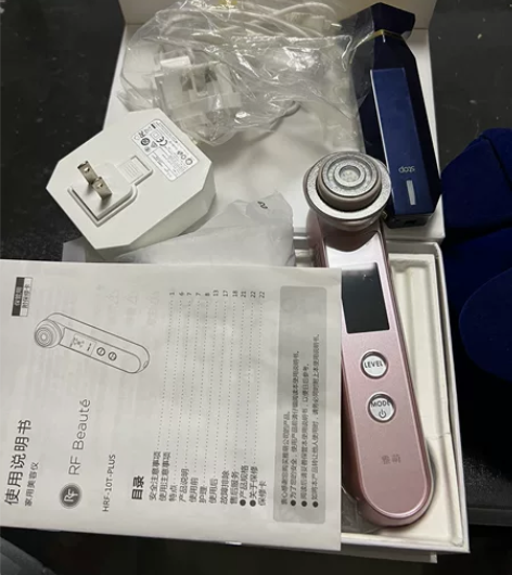 闲置雅萌和初普美容仪俩一起出，搭配使用，没...