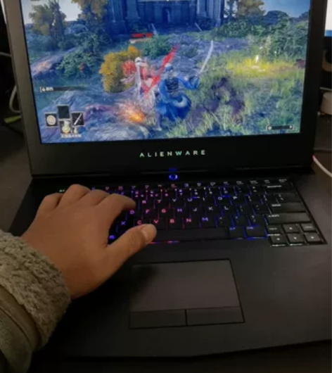 外星人15R3游戏机皇笔记本 i7-770...