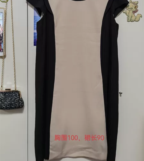 音儿连衣裙，视觉非常显瘦，胸围100 ，H...