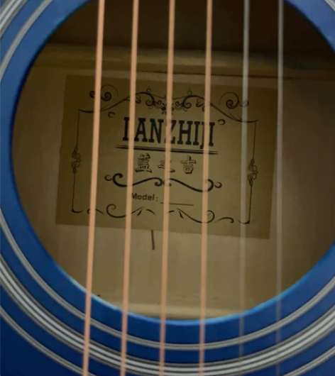 蓝之吉的吉他，已经调好音了，自己买了学不会...