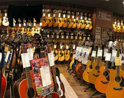 乐器店全新处理原价1200的吉他单板全新3...