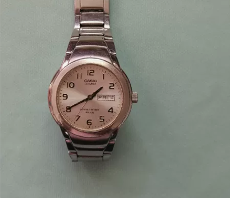 正品经典日本卡西欧准时准，老品质，低价出了...