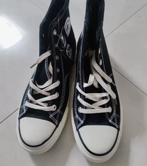 全新加绒高帮帆布鞋，43码，低价出，仅此一...