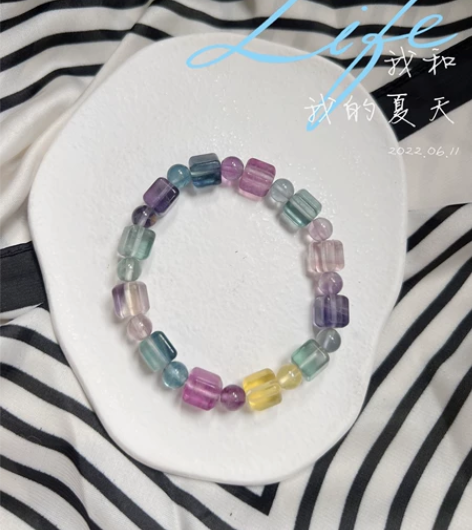 ｛全新包邮不退不换｝天然萤石方糖冰块手串卡...