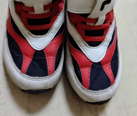 斐乐儿童运动鞋，红白，28码11C，内长1...