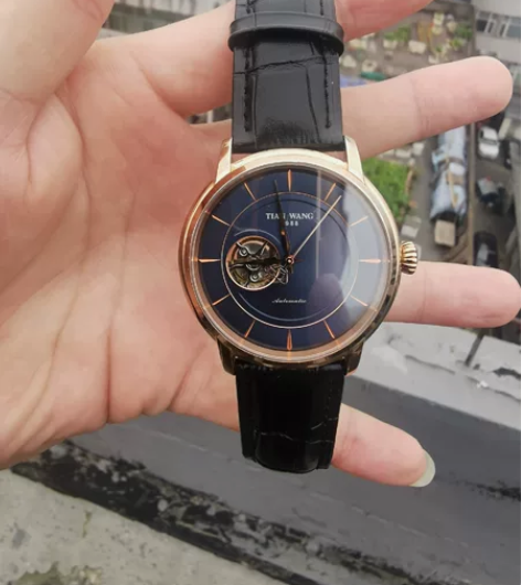 2019年2800多入手，天王手表，从来没...