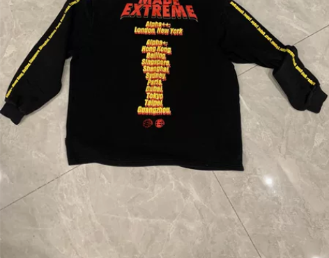 几乎没怎么穿过的欧美说唱歌手同款卫衣 喜欢...