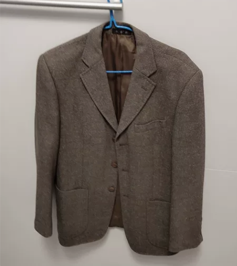 男士雪花呢西装，嫌小出手，适合170/12...