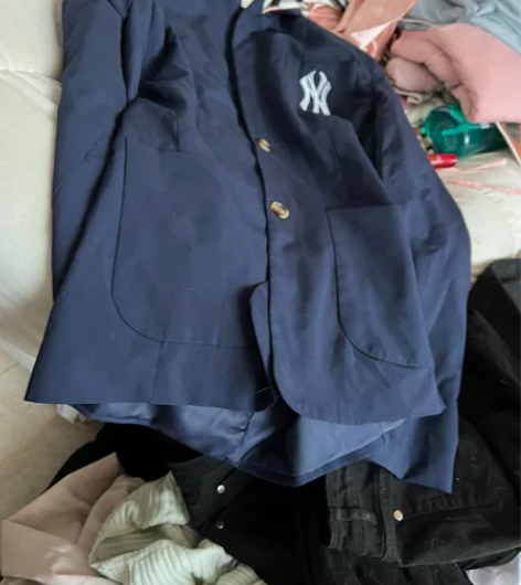 mlb西装。 感兴趣的话点“我想要”和我私...