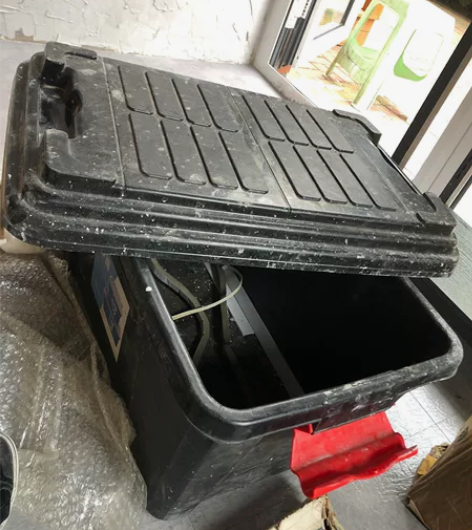 工具箱和装修工具 都是之前做装修的工具,东...