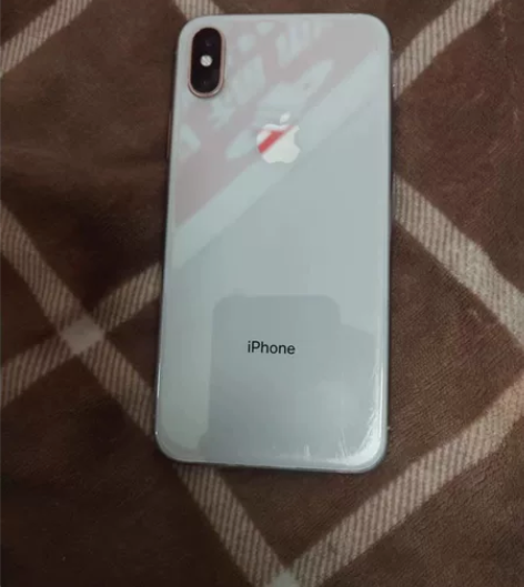 刚买新手机，iPhone X 内存256G...