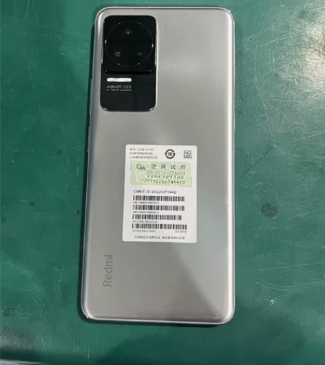 红米k50自用 8+256银基色 外观全是...