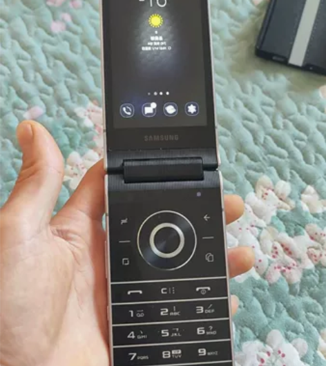 自用三星w2019最高配高定版，真845处...