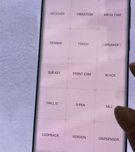 出售三星note20U瑕疵屏一个，左上角伤...