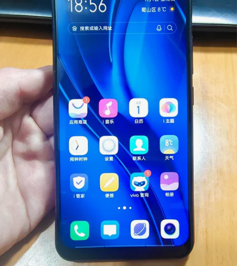 vivo U3X 3+32G 成色如图，功...
