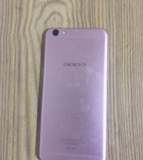 OPPOR9s，4+64G，支持闪充，孩子...