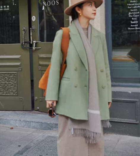 三木三木呢同款礼帽，微瑕疵全新，图片色。是...