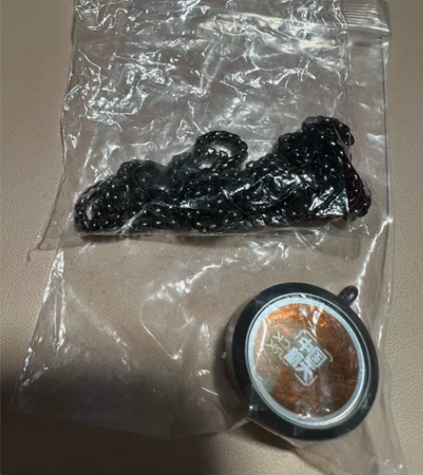 黑鲨游戏手机和中国航天联名陨石项链粉末 项...