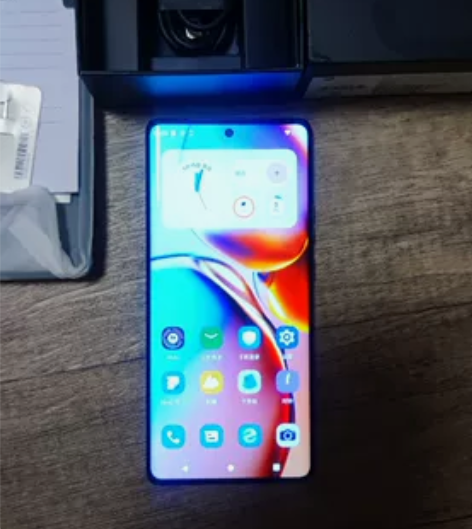 摩托罗拉moto x40 12+512g手...