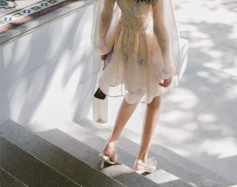 iris.O鸢法式复古水仙黄色印花碎花薄网...