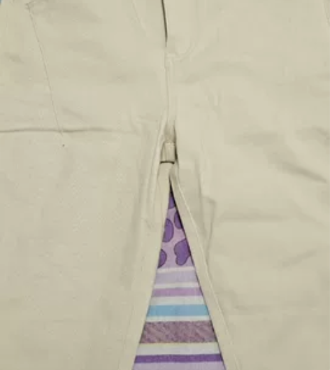 米杏色牛仔裤，全新带吊牌，m码(27码)，...