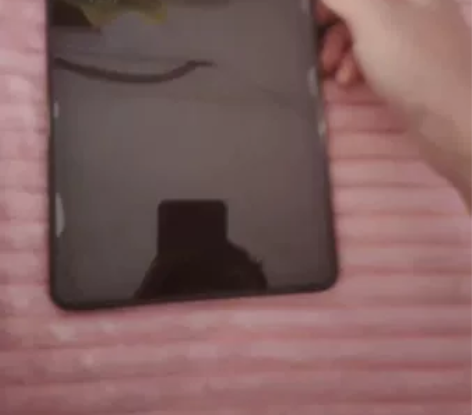 酷比魔方iplay40，21年买的，屏幕贴...