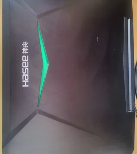 神舟战神游戏本,两年前上大学制图需要,很少...