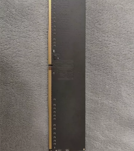 自用一手内存，在京东上买的，才买不到半年，...