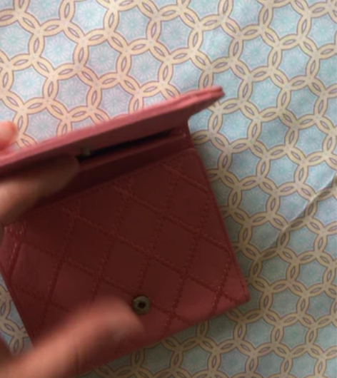 绵羊皮荔枝纹真皮女士短钱夹  商场时装店购...