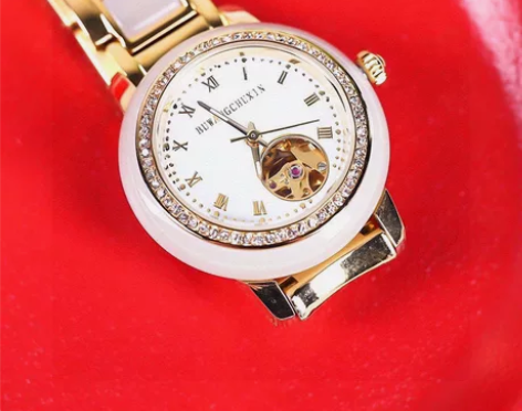 好礼轻奢美物【和田玉老坑料羊脂玉手表】（日...