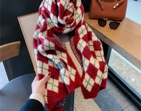 围巾女冬季百搭韩版披肩围脖复古菱形格子针织...