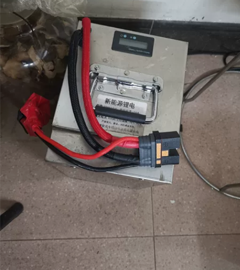出！升级置换！#电动车电池 #小牛电动 7...