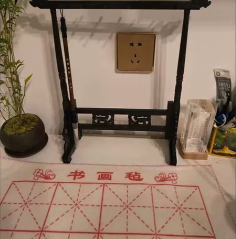 实木精雕毛笔架复古龙头鸡翅木架子毛笔挂架现...