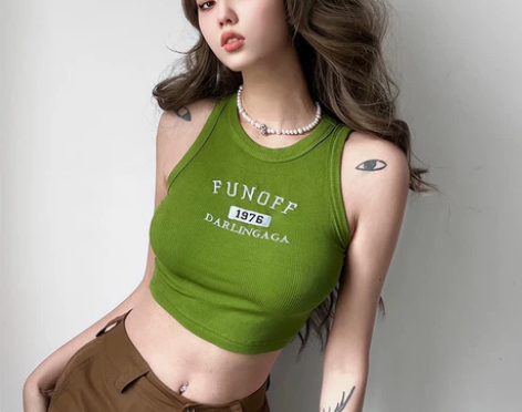 DARLINGAGA绿色小清新字母刺绣背心...