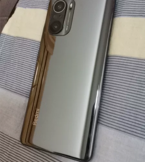 本人因换红米k50,闲置一台红米k40,2...