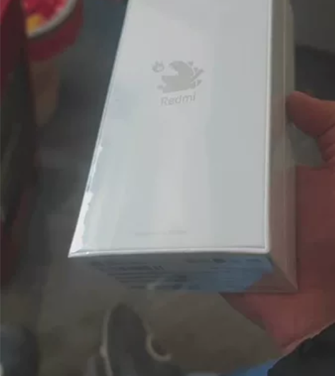红米k40(5g) 12+256g幻境全新...