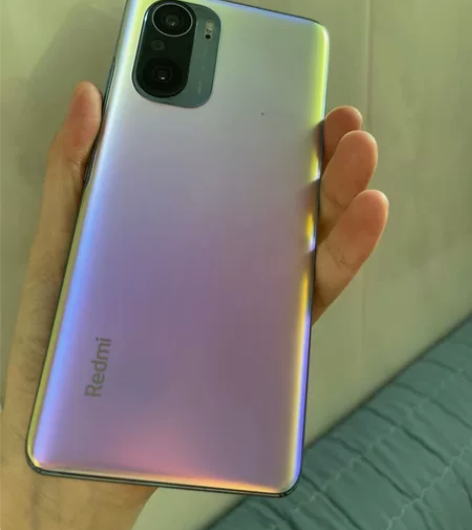 红米k40 12+256幻彩色，高通骁龙经...