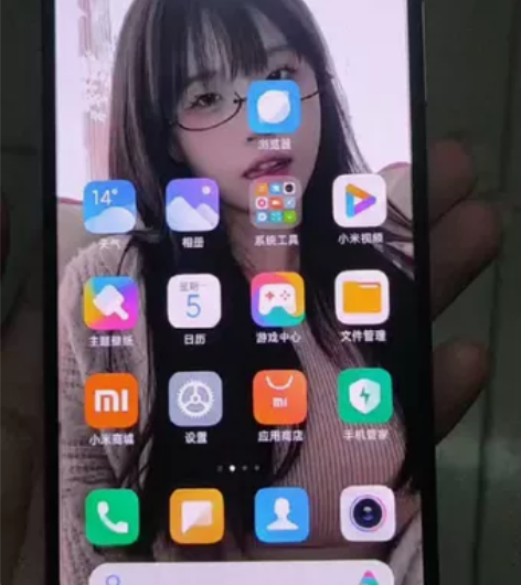 红米k40pro 8+256 有点小磕碰...